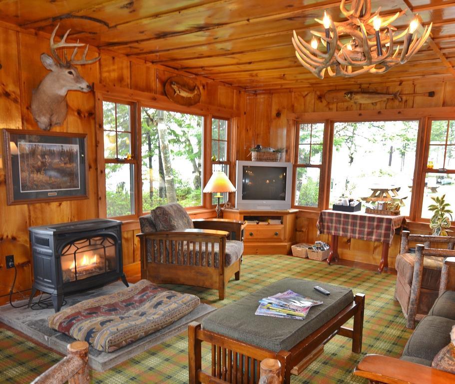 Tall Timber Lodge Pittsburg Bagian luar foto