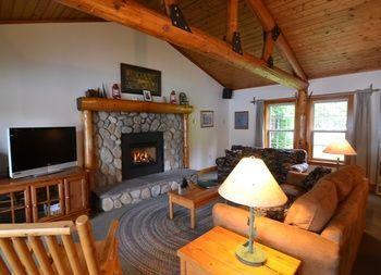 Tall Timber Lodge Pittsburg Bagian luar foto