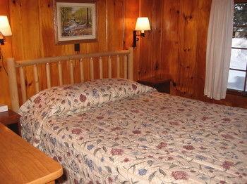 Tall Timber Lodge Pittsburg Bagian luar foto